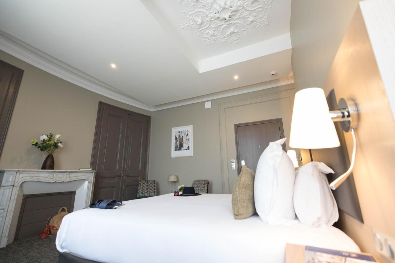 Chambre Deluxe Double ou Lits Jumeaux